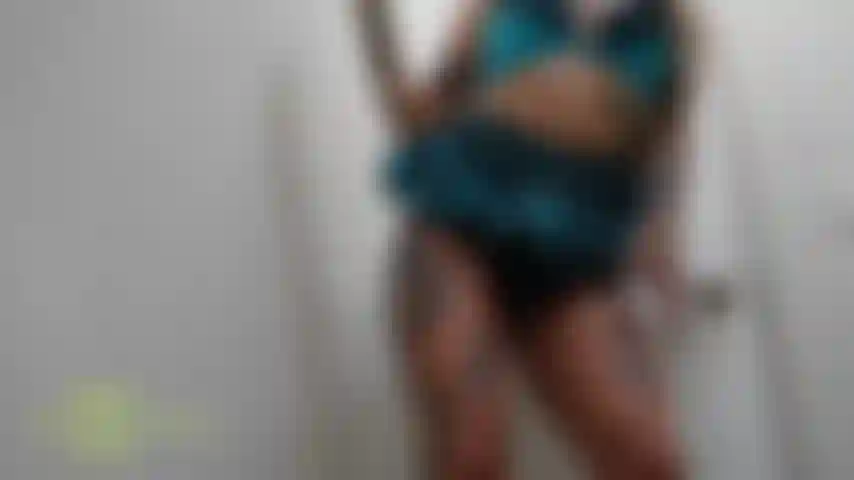 TAIL WORSHIP!!! AN ASS LIKE NO OTHER!!!