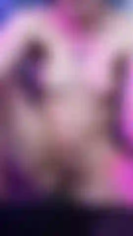 Fingering my bussy in missionary.