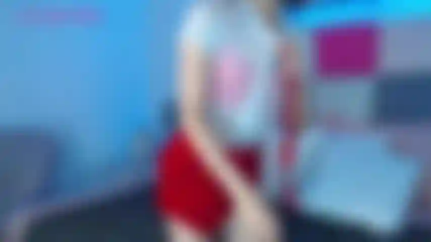 A sensual striptease (at the end i leave you a little surprise).