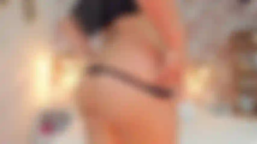 My fingers aren’t enough for my pussy