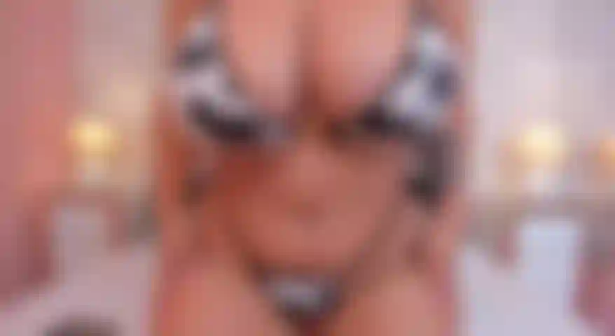 Great body, face and tits.