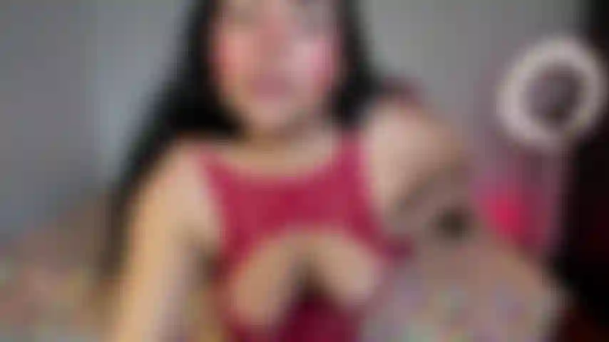 hairy pussy and beautiful curves, very sensual