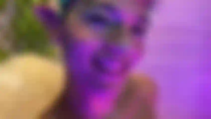 The elf bitch wants Santa's cock in 4 and to swallow live cum