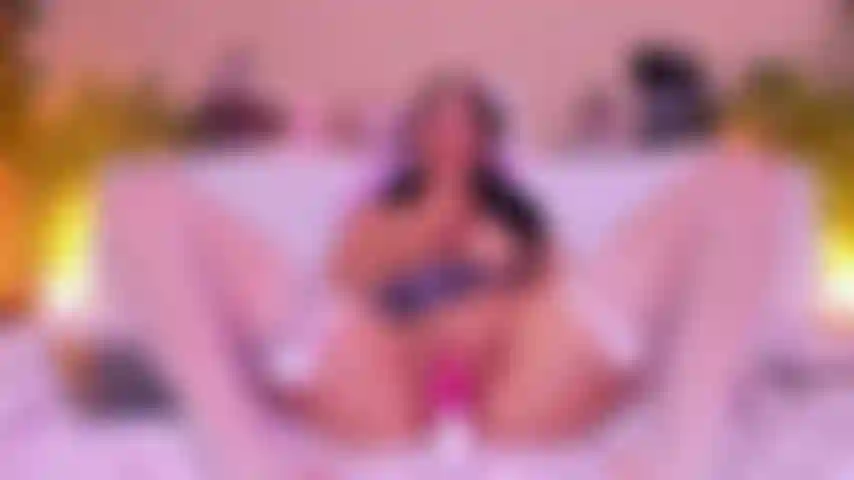 This schoolgirl sucking ur dick and playing with my pussy.