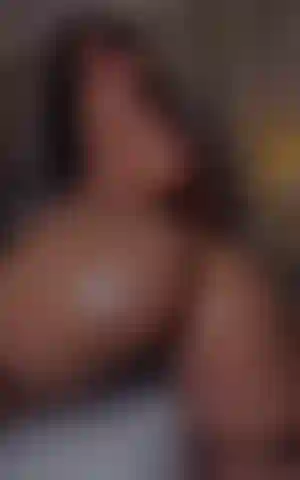 Do you like how I clap with my big ass?