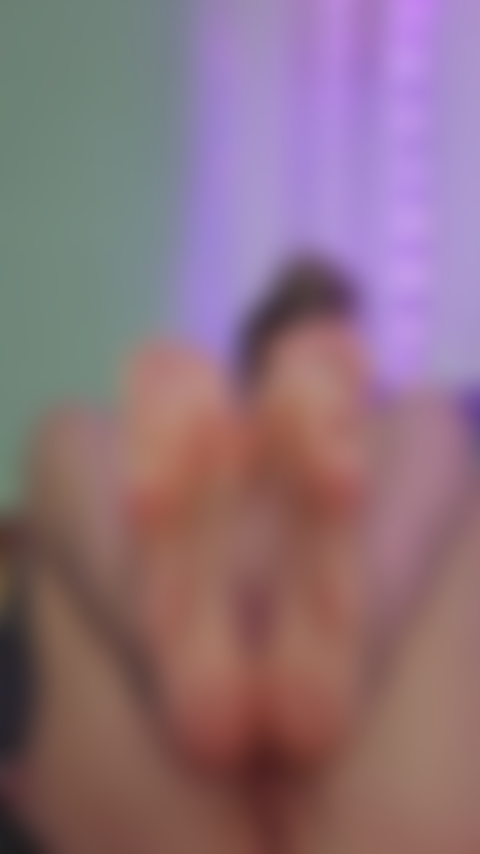 Spy show ( toe sucking)