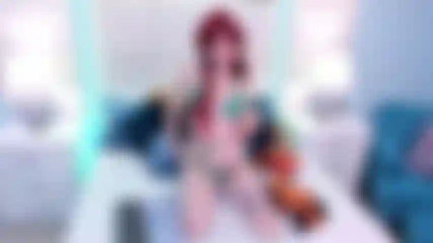 A little striptease for you