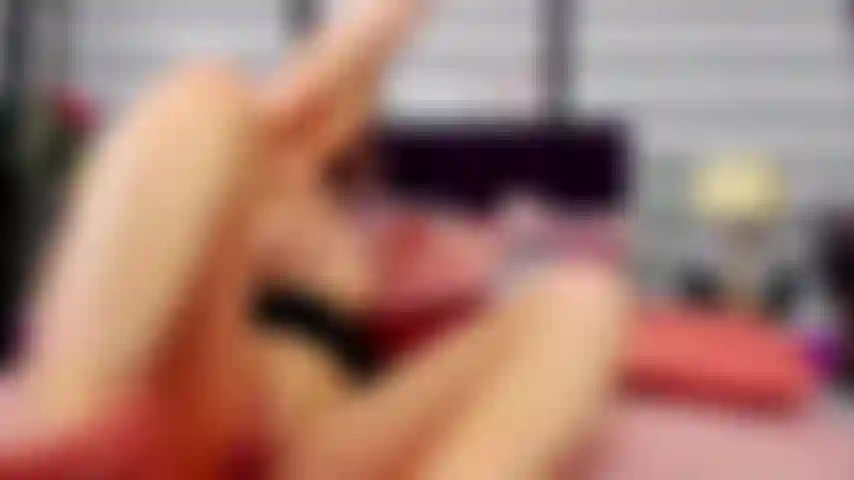 Enjoy my nasty ass, twerk on your dick ! lovely