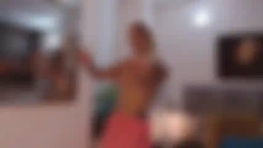 Sasha_Arnab_Gold_006_Everest