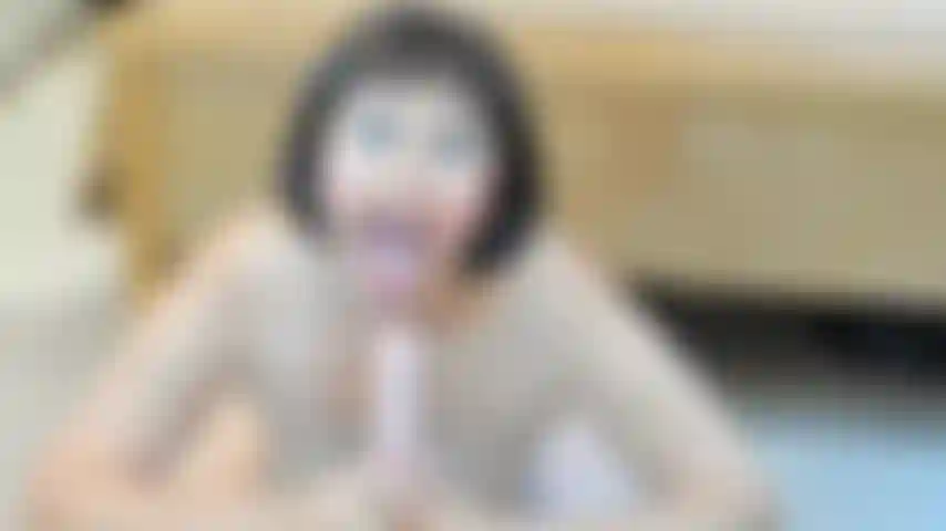 I am sucking, deep throat my huge dildo and cumshot on my face with my sqiurting dildo