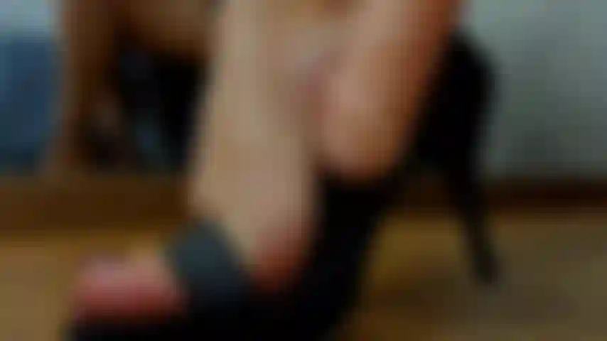 Footjobs with heels