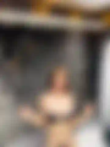 in te jacuzzi, do you dare?