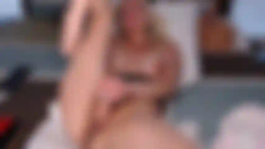 Private Show #4 5/29/2020 Short Vid of Me Fucking My Pussy while I watch a Cute Guy Cam2Cam... Yummy