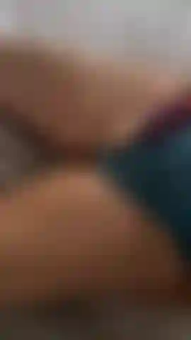 Vibrator orgasm with Mary