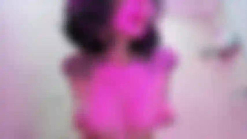 Take a bath with me and I'll give you a blowjob