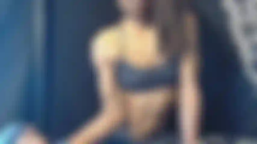 Weightlifting Tease - Tight Yoga Pants - Fitness Focus