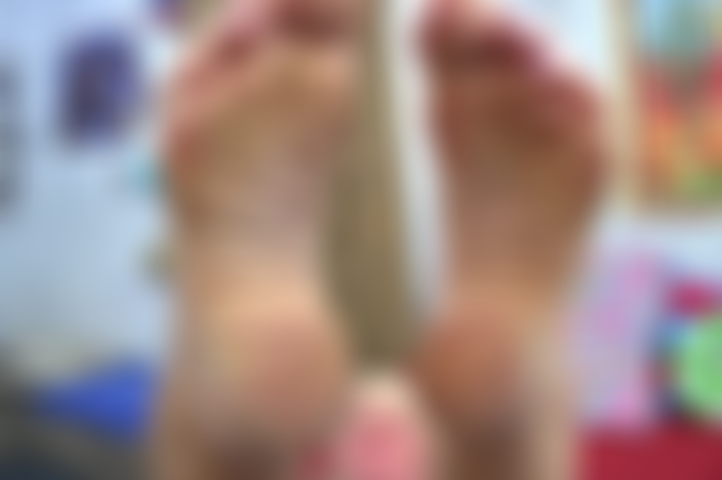 Dry Krusty Soles Of Feet---This one is for you Ilovefeet