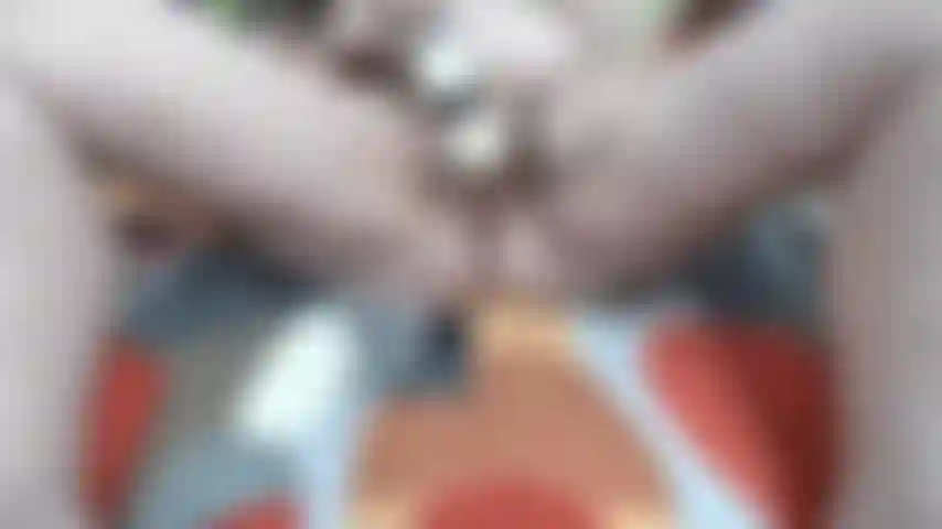 Pov_of_pussy_using_a_wand_with_moaning_only_&_spreading_pussy_open_at_the_end.