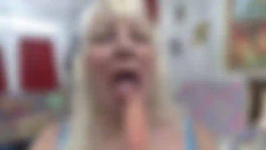 SLOW_BJ_WITH_TONGUE_ON_THE_HEAD---TITTY_FUCKING_WHTE_TOY