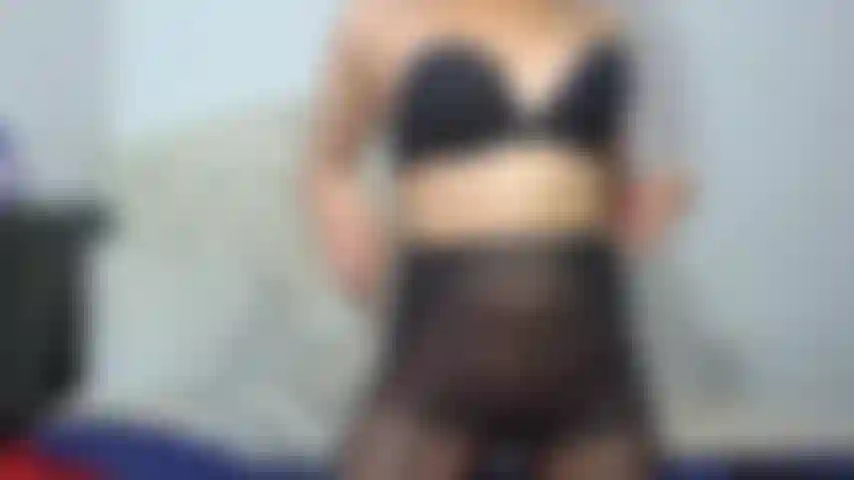 Nylon stockings without pantyhose