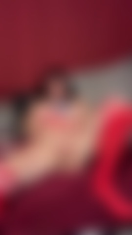 Wonder woman unwinds.