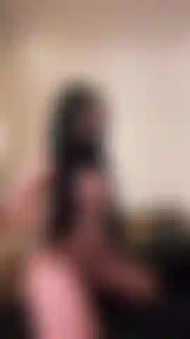 Your favourite little babygirl shaking her ass for daddy… watch my tight holes while my cakes shake like an earthquake 🍑