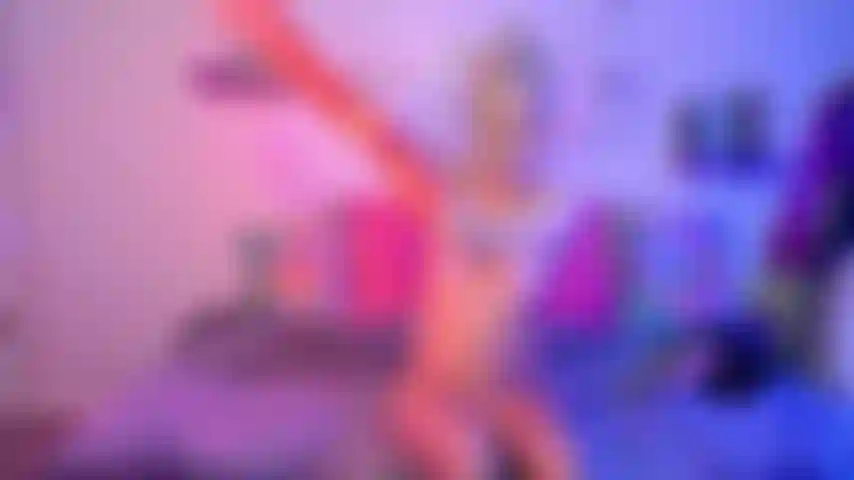 Kitchen Glove Masturbation