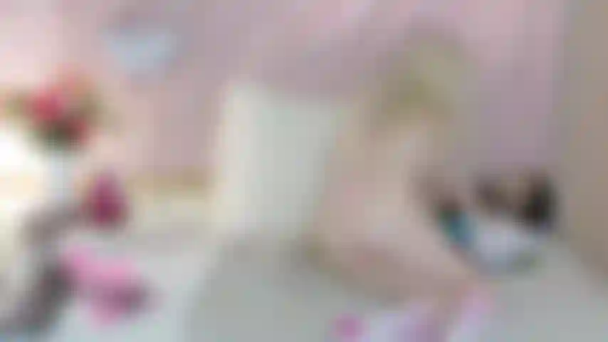 Fuck machine at full speed - sophia sinclaire takes a pounding - 4k mp4.