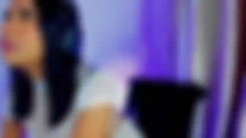 Do you like a good blowjob? In this video you will see me playing with my black and white dildo, sucking one and then the other, drooling a lot while I suck them and choking because they reach my throat.