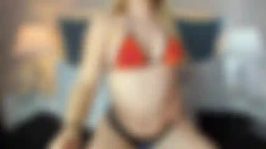 My pussy and my ass are all yours, penetrate them hard.