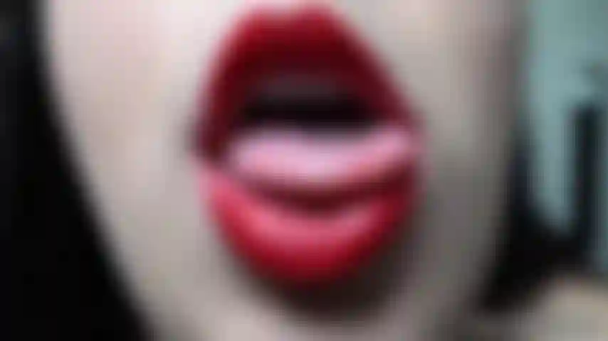 Red Lips: Fuck and Squat Ride- I kiss you with my bright red lips, using my tongue. Then I lay back and take your big cock Blake. Fucking me to an orgasm before I oil my ass and squat ride to another!