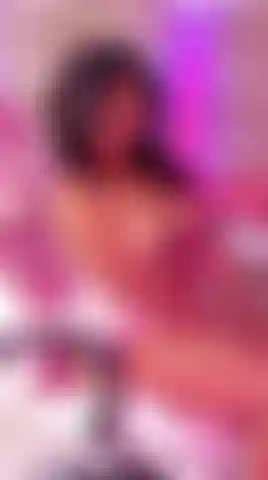 I'm so horny, I need a big cock