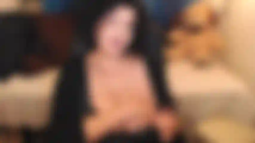 Fertilise me, impregnate me, knock me up,breed me,mount me, get me fucking pregnant ! Use no condoms and do me a mama again .