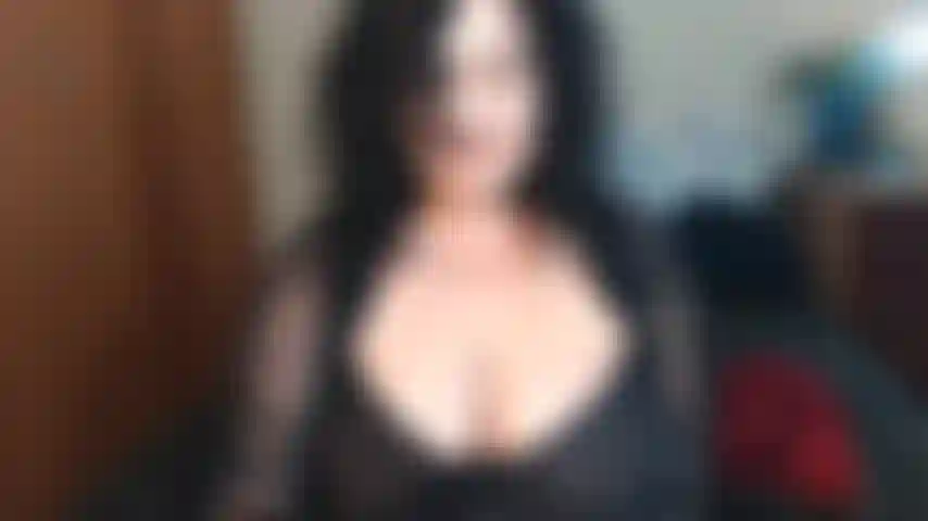 SPH! Thin, short and ugly ,any woman's nightmare .The definition of a pathetic looser.