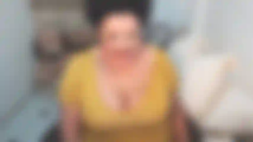 For the cream pie lovers and second beings ! My pussy was so wet that you can hear the noises and see the juices dripping down to my ass. Lick me and get me even wetter then you can stick your dick into that huge creampie and contribute with your seeds :)