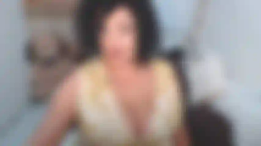 Roleplaying being pregnant in 5 months. Its kinda hard to keep my belly inflated while dirty talking but, as always, Im trying my best :))))