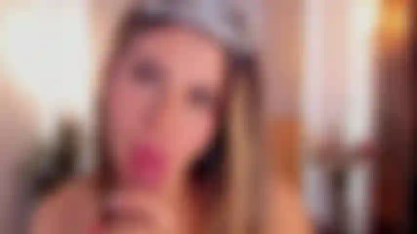 Naughty princess taking control of your cock with her mouth... Can you resist it?
