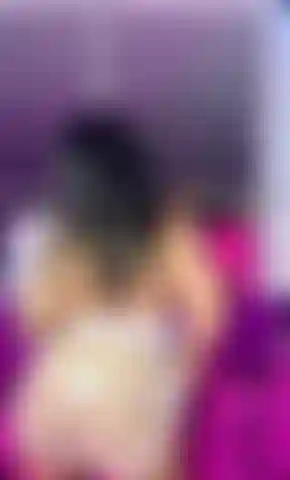 sexy mujer pequeña le encanta pasar el tiempo sola para divertirse con sus juguetes favoritos hasta llegar al orgasmo!! sexy petite woman loves to spend time alone having fun with her favorite toys until she reaches orgasm!!