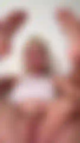 Feets + wet pink pussy.