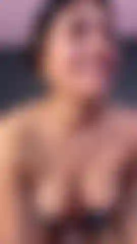 Look at my lips, my sensual gaze, and tell me if you aren't dying to make me yours right now. I'm ready, I'm open, and I'm waiting for you to come and claim me