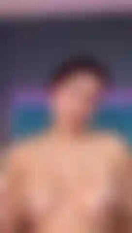 Enjoy a good game in my big tits with oil, you will love it