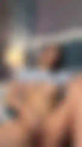 Masturbating my naughty pussy. Watch how I savor it and fuck it, imagining its you