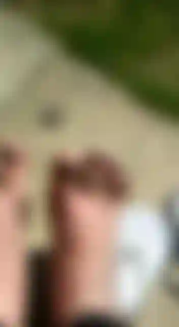 upclose feet in flipflops for the submissive foot fetishers