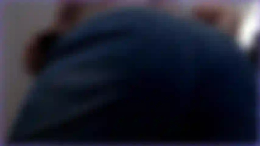 ASS TEASE IN JEANS AND THONGS