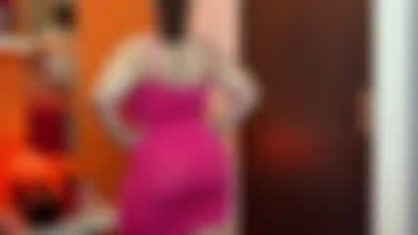 my big sexy body makes you go insane and you know you just wanna grab all this feel my soft sexy fat body ! now sit back and relax and enjoy the view while im fucking my pussy for you !