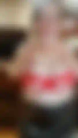 Masturbating my hairy pussy.