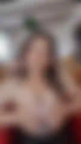 tits play , masturbating , pussy close up , boobs bouncing ,