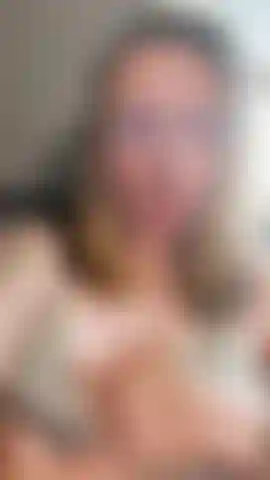 wanna cheat with me and cuck my husband