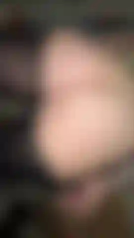 Spreadin these cheeks with a butt plug in! You dont wanna miss this sexy vid