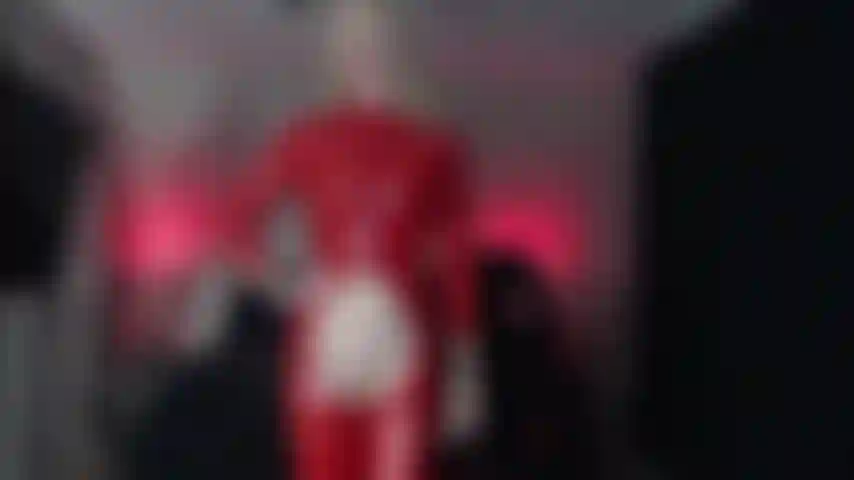 Britney Impersonator wants to play!